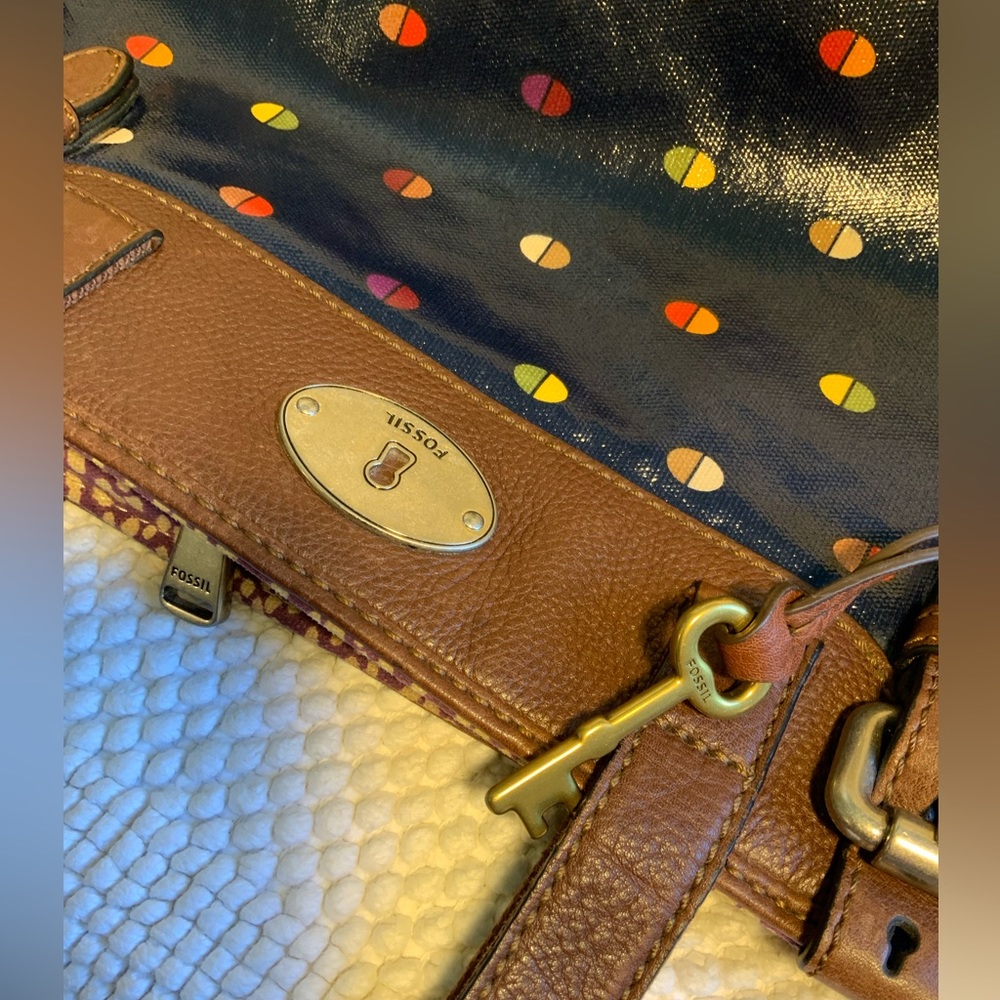 FOSSIL COATED CANVAS & LEATHER BAG - Picture 9 of 12